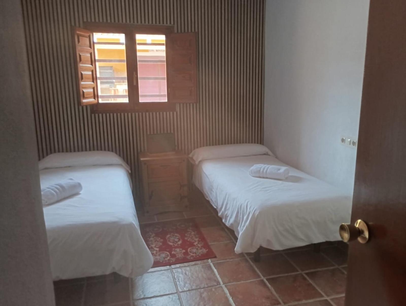 Complejo Rural Las Lomas De บิยาร์ ภายนอก รูปภาพ